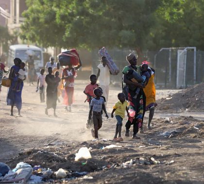 Conflit au Soudan : 13,6 millions d’enfants ont un besoin urgent d’aide humanitaire