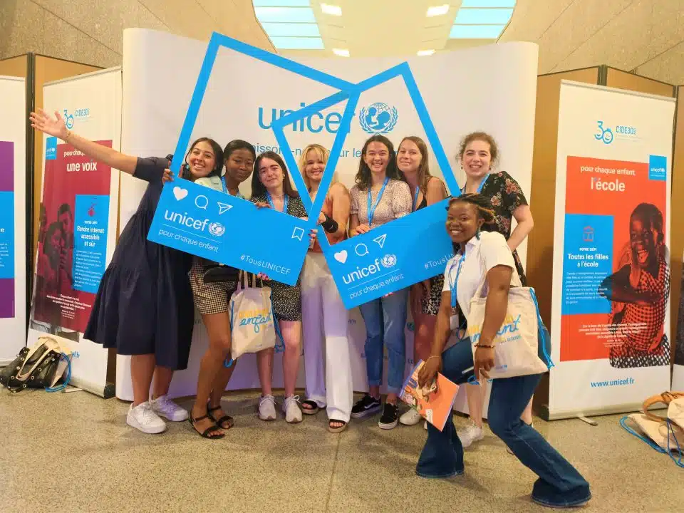 Photo prise à Marseille, le 16 mars 2024, lors de l’Assemblée générale de l’UNICEF Alpes Provence. © UNICEF/Anne-Sophie Nival