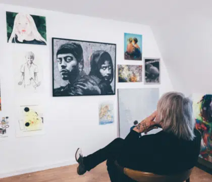 Renaud, Des mots et des images, 20 chansons illustrées par des artistes contemporains pour soutenir les droits de l’enfant